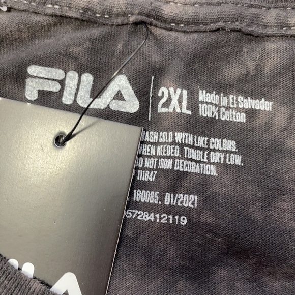 New Fila Men's Short Sleeve Globe T-Shirt Tee Top - Picture 7 of 14